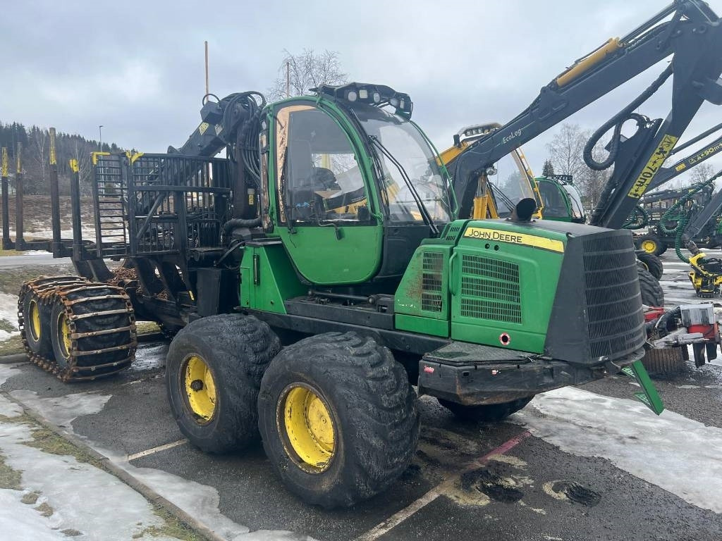 John Deere 1210 E - Forvarderis: foto 3 John Deere 1210 E - Forvarderis: foto 3