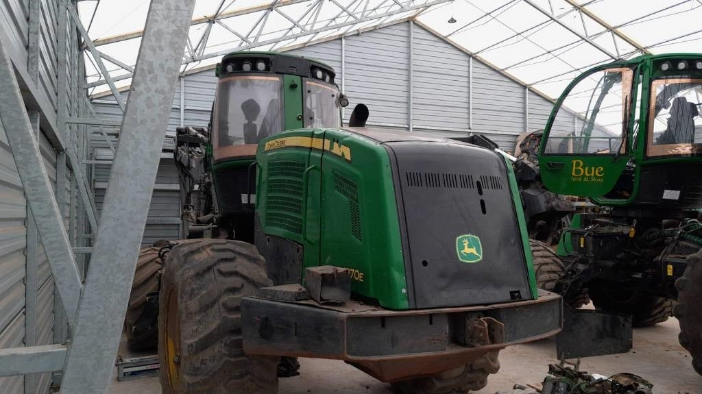 John Deere 1270 E - Harvesteris: foto 2 John Deere 1270 E - Harvesteris: foto 2