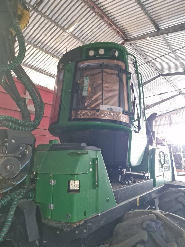 Forvarderis John Deere 1510 E: foto 9