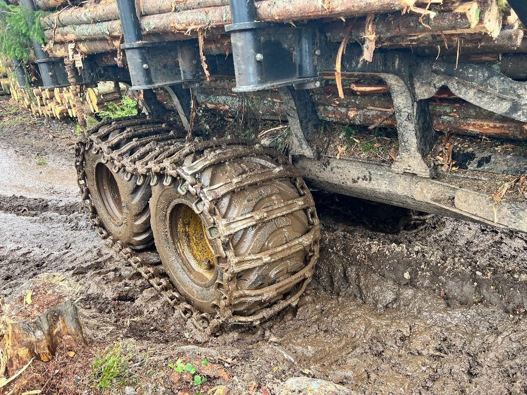 Forvarderis John Deere 1510 G: foto 12