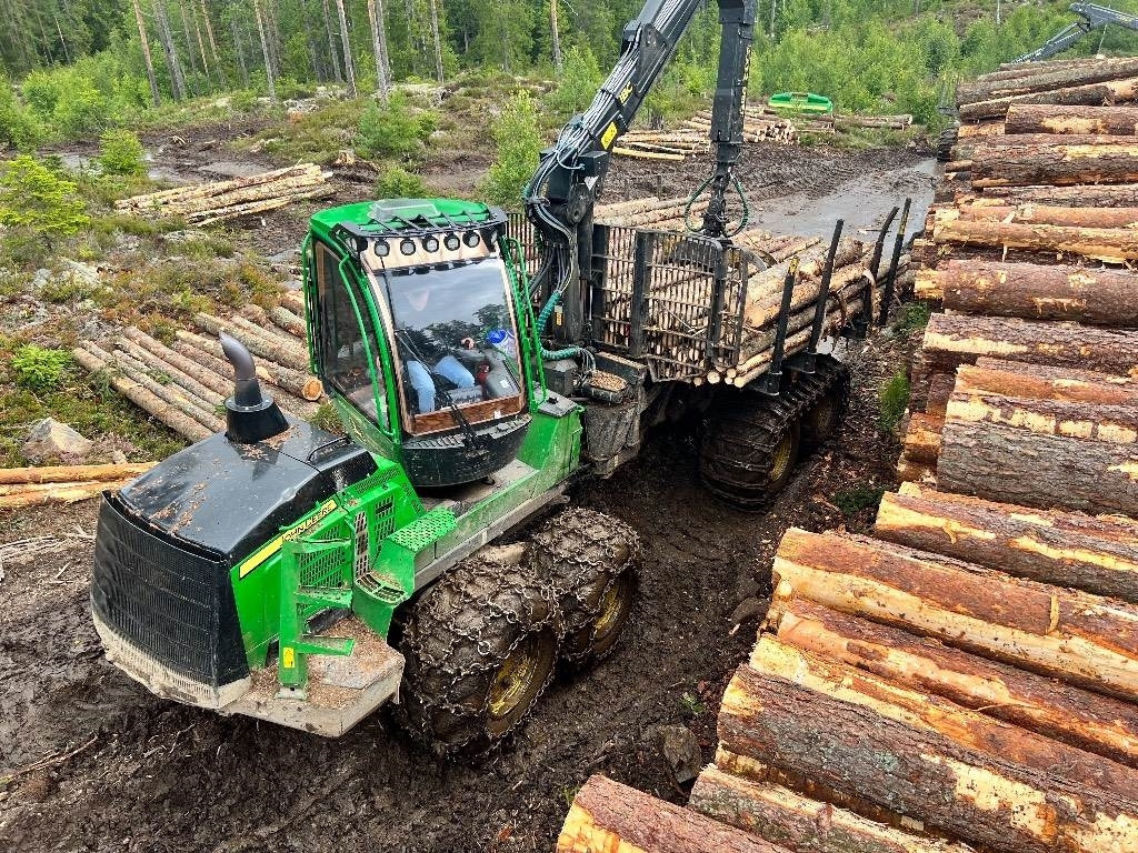 Forvarderis John Deere 1510 G: foto 8