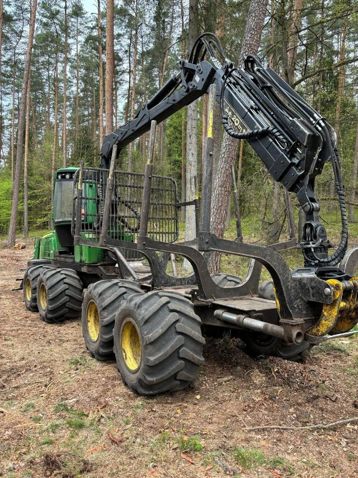 John Deere 810 E - Forvarderis: foto 5 John Deere 810 E - Forvarderis: foto 5