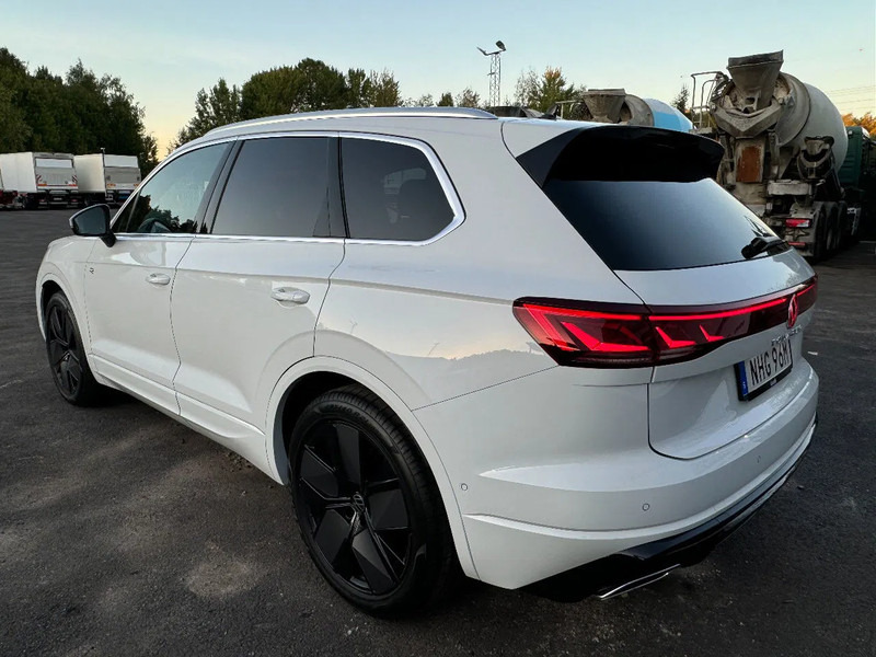 Volkswagen Touareg R-Line TDI 286HP, 4.000km, 2024 - Visureigis: foto 5 Volkswagen Touareg R-Line TDI 286HP, 4.000km, 2024 - Visureigis: foto 5