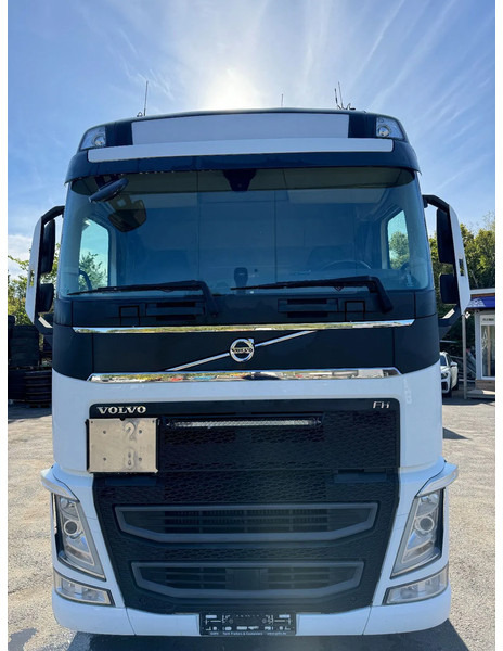 Volvo FH 540 Chassi (former Tank-truck), ADR, Hydraulics, FR: 2020 - Važiuoklės sunkvežimis: foto 2 Volvo FH 540 Chassi (former Tank-truck), ADR, Hydraulics, FR: 2020 - Važiuoklės sunkvežimis: foto 2