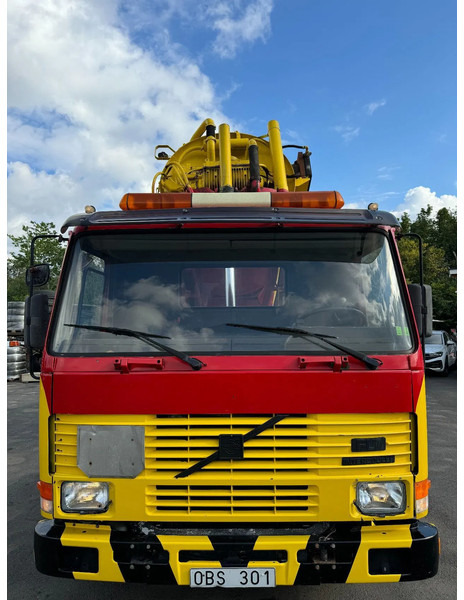 Volvo FL 10.320 4x2, Tipper 12m3 Sludge & Flushing Truck, with remote control, YM: 1990 - Asenizatorius: foto 2 Volvo FL 10.320 4x2, Tipper 12m3 Sludge & Flushing Truck, with remote control, YM: 1990 - Asenizatorius: foto 2