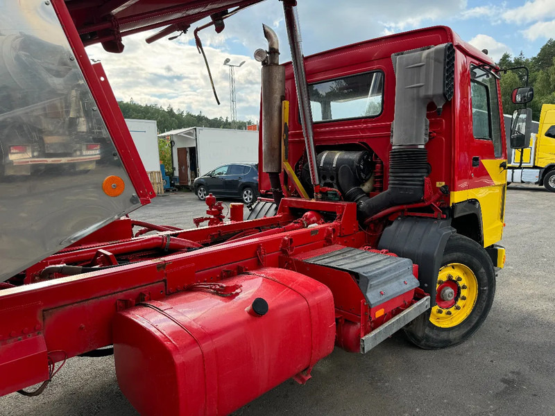 Asenizatorius Volvo FL 10.320 4x2, Tipper 12m3 Sludge & Flushing Truck, with remote control, YM: 1990: foto 14