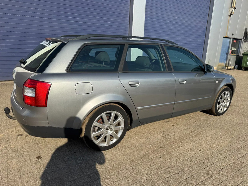 Audi A4 **1900TDI-AC** - Lengvasis automobilis: foto 4 Audi A4 **1900TDI-AC** - Lengvasis automobilis: foto 4