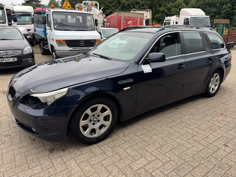 BMW 5 Serie **520D TOURING-EURO 4** - Lengvasis automobilis: foto 1 BMW 5 Serie **520D TOURING-EURO 4** - Lengvasis automobilis: foto 1