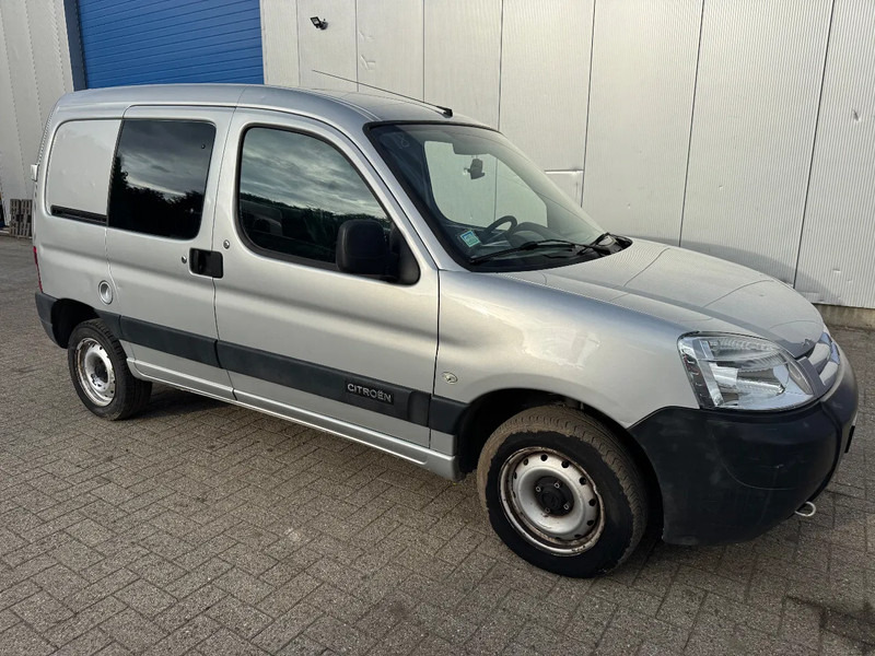 Citroën Berlingo **AIRCO-EURO4** - Mažas furgonas: foto 3 Citroën Berlingo **AIRCO-EURO4** - Mažas furgonas: foto 3