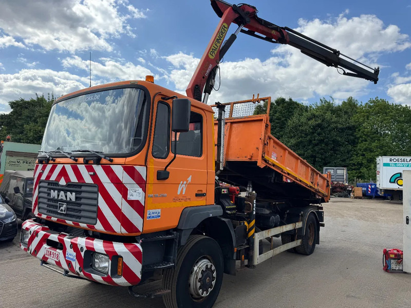 MAN ME 18.250 4X4 **4X4-TIPPER+PALFINGER PK7501-BELGIAN TRUCK** - Savivartis sunkvežimis, Sunkvežimis su kranu: foto 2 MAN ME 18.250 4X4 **4X4-TIPPER+PALFINGER PK7501-BELGIAN TRUCK** - Savivartis sunkvežimis, Sunkvežimis su kranu: foto 2