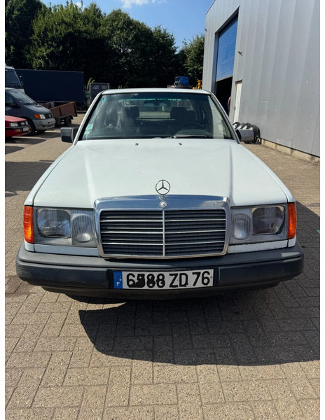 Mercedes-Benz 200-serie **W124-250D** - Sedanas: foto 2 Mercedes-Benz 200-serie **W124-250D** - Sedanas: foto 2