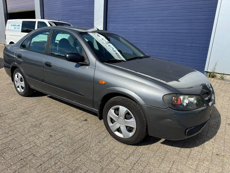 Nissan Almera **BELGIAN CAR-VOITURE BELGE** - Sedanas: foto 3 Nissan Almera **BELGIAN CAR-VOITURE BELGE** - Sedanas: foto 3