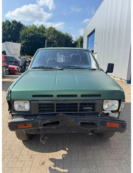 Nissan King-cab **DIESEL-4X4** - Lengvasis automobilis: foto 5 Nissan King-cab **DIESEL-4X4** - Lengvasis automobilis: foto 5