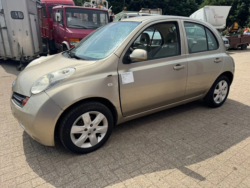 Nissan Micra **PETROL-ESSENCE-AIRCO** - Sedanas: foto 3 Nissan Micra **PETROL-ESSENCE-AIRCO** - Sedanas: foto 3