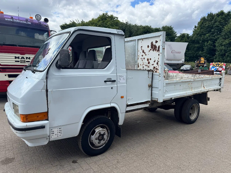 Nissan Trade **TIPPER/BENNE** - Mažas savivartis: foto 1 Nissan Trade **TIPPER/BENNE** - Mažas savivartis: foto 1