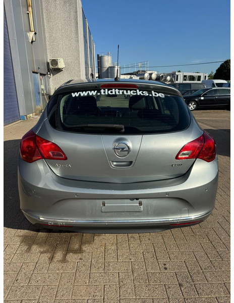 Opel Astra **EURO5-AIRCO** - Sedanas: foto 5 Opel Astra **EURO5-AIRCO** - Sedanas: foto 5