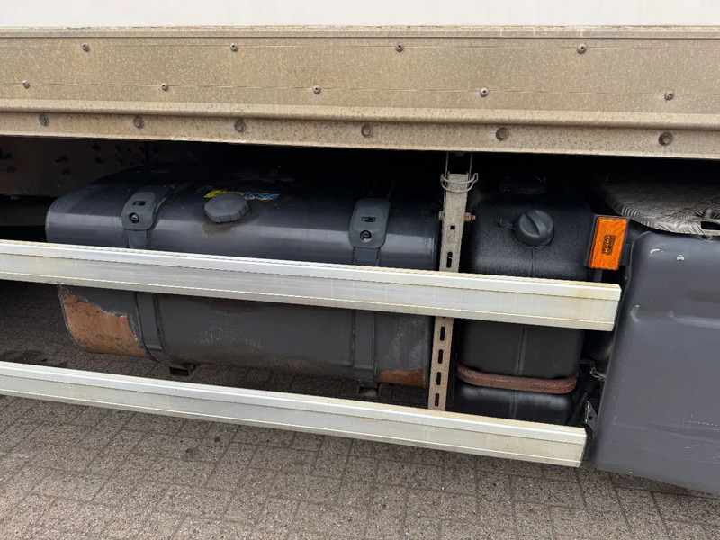 Scania P320 **6X2-STEERING AXXLE** - Furgonas sunkvežimis: foto 4 Scania P320 **6X2-STEERING AXXLE** - Furgonas sunkvežimis: foto 4