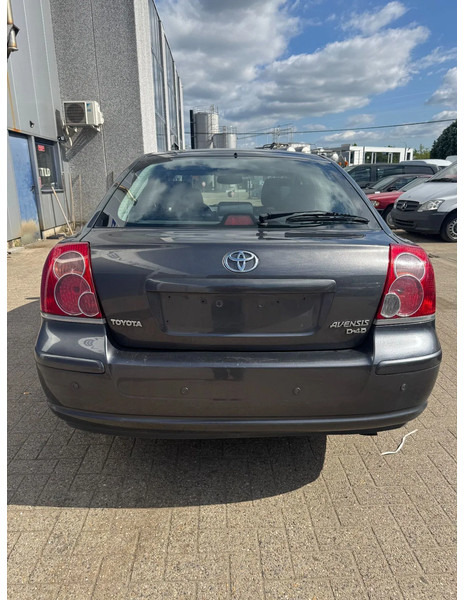 Toyota Avensis **DIESEL-AIRCO** - Lengvasis automobilis: foto 5 Toyota Avensis **DIESEL-AIRCO** - Lengvasis automobilis: foto 5