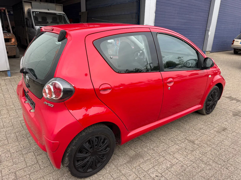 Toyota Aygo **5DOORS-BELGIAN CAR** - Hečbekas: foto 4 Toyota Aygo **5DOORS-BELGIAN CAR** - Hečbekas: foto 4