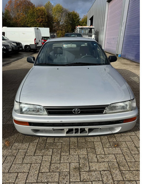 Toyota Corolla **PETROL-AUTOMATIC-BELGIAN CAR** - Sedanas: foto 2 Toyota Corolla **PETROL-AUTOMATIC-BELGIAN CAR** - Sedanas: foto 2