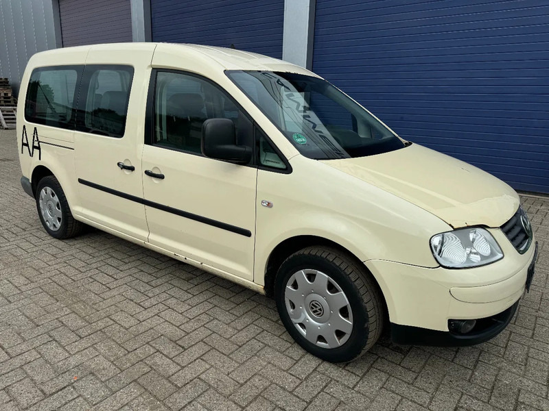 Volkswagen **CADDY MAXI-7SEATS-TAXI** - Keleivinis furgonas: foto 3 Volkswagen **CADDY MAXI-7SEATS-TAXI** - Keleivinis furgonas: foto 3