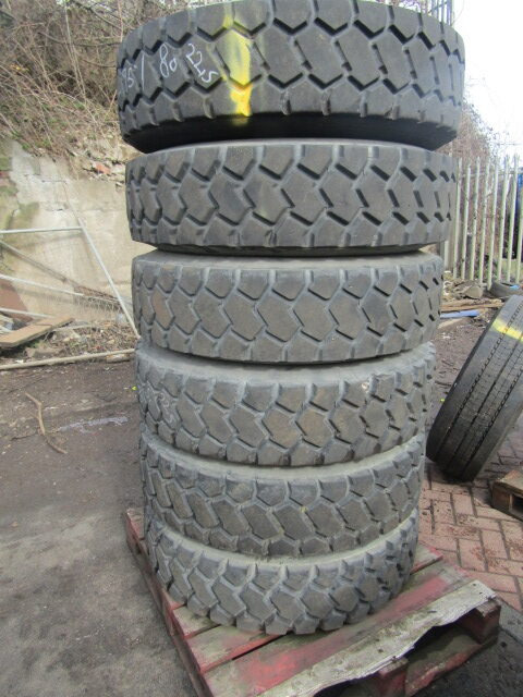 295/80/22.5 ‘ALCOA’ (6) BUDGET TRACK GRIT TYRES ONLY 4 TYRES GOOD - Padanga - Sunkvežimis: foto 1 295/80/22.5 ‘ALCOA’ (6) BUDGET TRACK GRIT TYRES ONLY 4 TYRES GOOD - Padanga - Sunkvežimis: foto 1