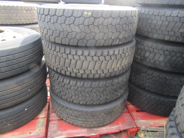 315/70/22.5 DRIVE AND STEER PATTERN WHEEL AND TYRE - Padanga - Sunkvežimis: foto 3 315/70/22.5 DRIVE AND STEER PATTERN WHEEL AND TYRE - Padanga - Sunkvežimis: foto 3