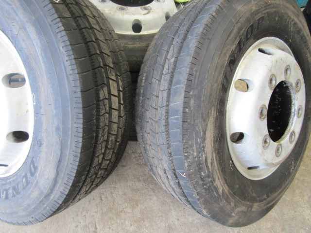 ALCOA ALLOYS (6) 19.5 8 STUD WITH 285/70/19.5 TYRES 4X REAR HANKOOK, 2X FRONT DUNLOP 2017 30mm HOLES ONLY COVERED 5000KM - Padanga - Sunkvežimis: foto 2 ALCOA ALLOYS (6) 19.5 8 STUD WITH 285/70/19.5 TYRES 4X REAR HANKOOK, 2X FRONT DUNLOP 2017 30mm HOLES ONLY COVERED 5000KM - Padanga - Sunkvežimis: foto 2