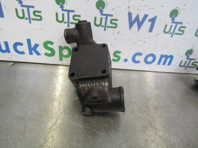 CUMMINS M11 THERMOSTAT HOUSING P/NO 3076793-3 - Variklis ir dalys - Sunkvežimis: foto 1 CUMMINS M11 THERMOSTAT HOUSING P/NO 3076793-3 - Variklis ir dalys - Sunkvežimis: foto 1