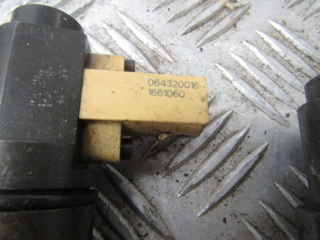 DAF CF 85 EURO 5 INJECTORS P/NO 1661060 - Valdymo blokas - Sunkvežimis: foto 3 DAF CF 85 EURO 5 INJECTORS P/NO 1661060 - Valdymo blokas - Sunkvežimis: foto 3