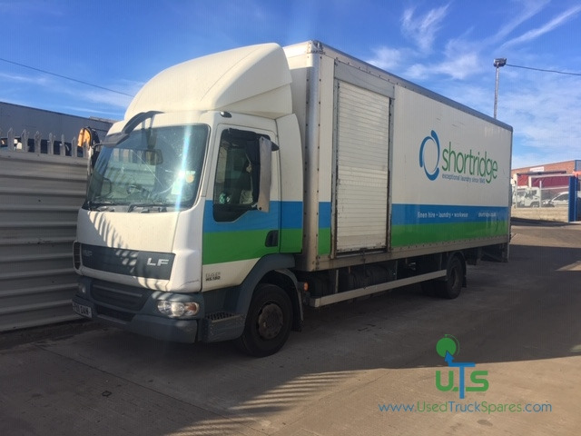 DAF LF 45 22ft BOXVAN - Furgonas sunkvežimis: foto 1 DAF LF 45 22ft BOXVAN - Furgonas sunkvežimis: foto 1