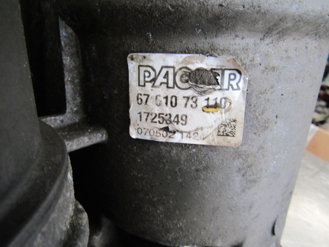 DAF XF 105 460 (MX340SI) OIL FILTER HOUSING & COOLER COMPLETE P/NO 6761073110/1725349 - Variklis ir dalys - Sunkvežimis: foto 2 DAF XF 105 460 (MX340SI) OIL FILTER HOUSING & COOLER COMPLETE P/NO 6761073110/1725349 - Variklis ir dalys - Sunkvežimis: foto 2