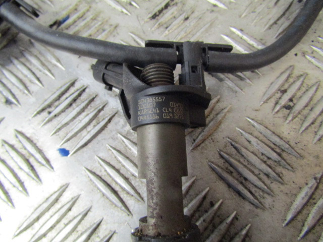 IVECO DAILY 3.0 EURO 5 BOSCH INJECTORS P/NO 04451160193271 - Kuro sistema - Sunkvežimis: foto 2 IVECO DAILY 3.0 EURO 5 BOSCH INJECTORS P/NO 04451160193271 - Kuro sistema - Sunkvežimis: foto 2