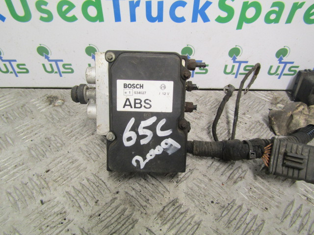 IVECO DAILY 3.0 (FICE 3481C) ABS PUMP/ECU BOSCH P/NO 0265800606 IVECO P/NO 504182322 - Stabdžių dalys - Sunkvežimis: foto 1 IVECO DAILY 3.0 (FICE 3481C) ABS PUMP/ECU BOSCH P/NO 0265800606 IVECO P/NO 504182322 - Stabdžių dalys - Sunkvežimis: foto 1