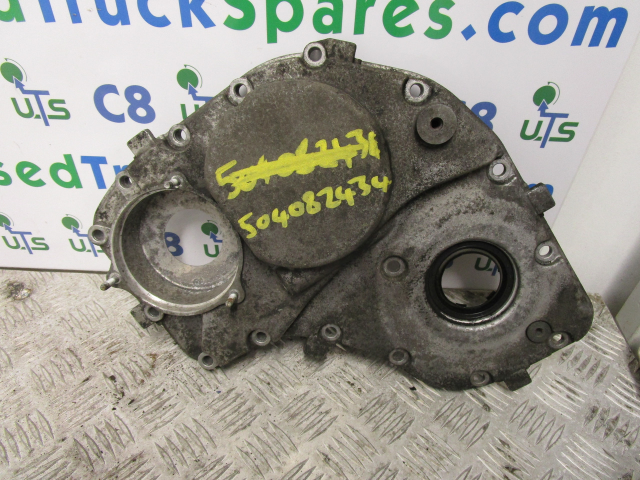 IVECO DAILY 3.0 FRONT TIMING COVER P/NO 504082434 - Variklis ir dalys - Sunkvežimis: foto 1 IVECO DAILY 3.0 FRONT TIMING COVER P/NO 504082434 - Variklis ir dalys - Sunkvežimis: foto 1