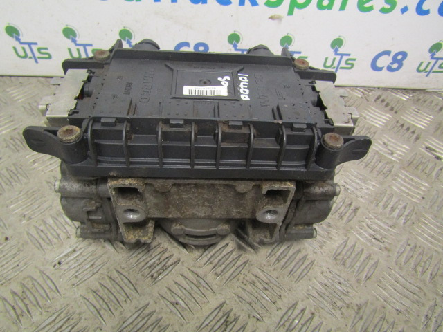 IVECO STRALIS EBS AXLE MODULATOR VALVE P/NO 4801040050 (WABCO) - Stabdžių dalys - Sunkvežimis: foto 2 IVECO STRALIS EBS AXLE MODULATOR VALVE P/NO 4801040050 (WABCO) - Stabdžių dalys - Sunkvežimis: foto 2