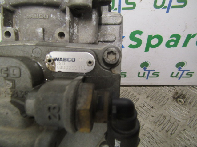 IVECO STRALIS WABCO FOOT BRAKE MAIN VALVE P/NO 4462300002 / 4800200100 - Stabdžių dalys - Sunkvežimis: foto 3 IVECO STRALIS WABCO FOOT BRAKE MAIN VALVE P/NO 4462300002 / 4800200100 - Stabdžių dalys - Sunkvežimis: foto 3