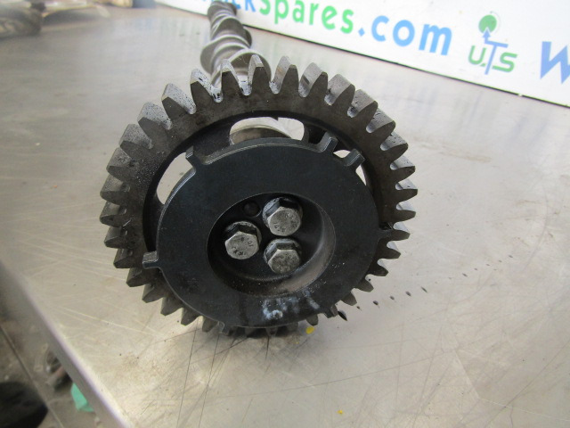 MAN TGS D2066 CAMSHAFT P/NO 51.04401-6404/6049 - Variklis ir dalys - Sunkvežimis: foto 2 MAN TGS D2066 CAMSHAFT P/NO 51.04401-6404/6049 - Variklis ir dalys - Sunkvežimis: foto 2