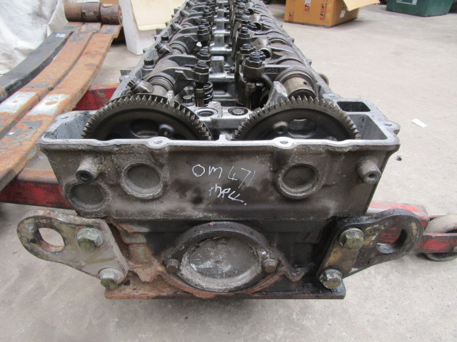 MERCEDES ACTROS MP4 OM471-6 CYLINDER HEAD COMPLETE - Variklis ir dalys - Sunkvežimis: foto 3 MERCEDES ACTROS MP4 OM471-6 CYLINDER HEAD COMPLETE - Variklis ir dalys - Sunkvežimis: foto 3