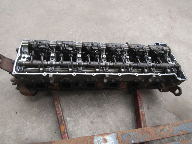MERCEDES ACTROS MP4 OM471-6 CYLINDER HEAD COMPLETE - Variklis ir dalys - Sunkvežimis: foto 2 MERCEDES ACTROS MP4 OM471-6 CYLINDER HEAD COMPLETE - Variklis ir dalys - Sunkvežimis: foto 2