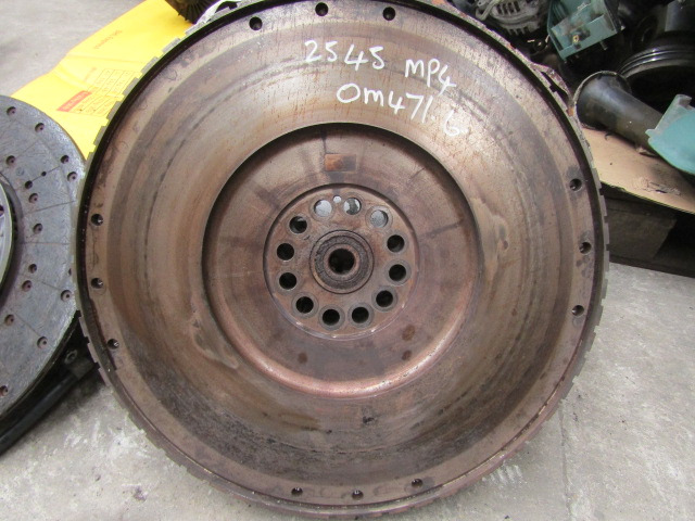MERCEDES ACTROS MP4 OM471-6 FLYWHEEL - Smagratis - Sunkvežimis: foto 1 MERCEDES ACTROS MP4 OM471-6 FLYWHEEL - Smagratis - Sunkvežimis: foto 1