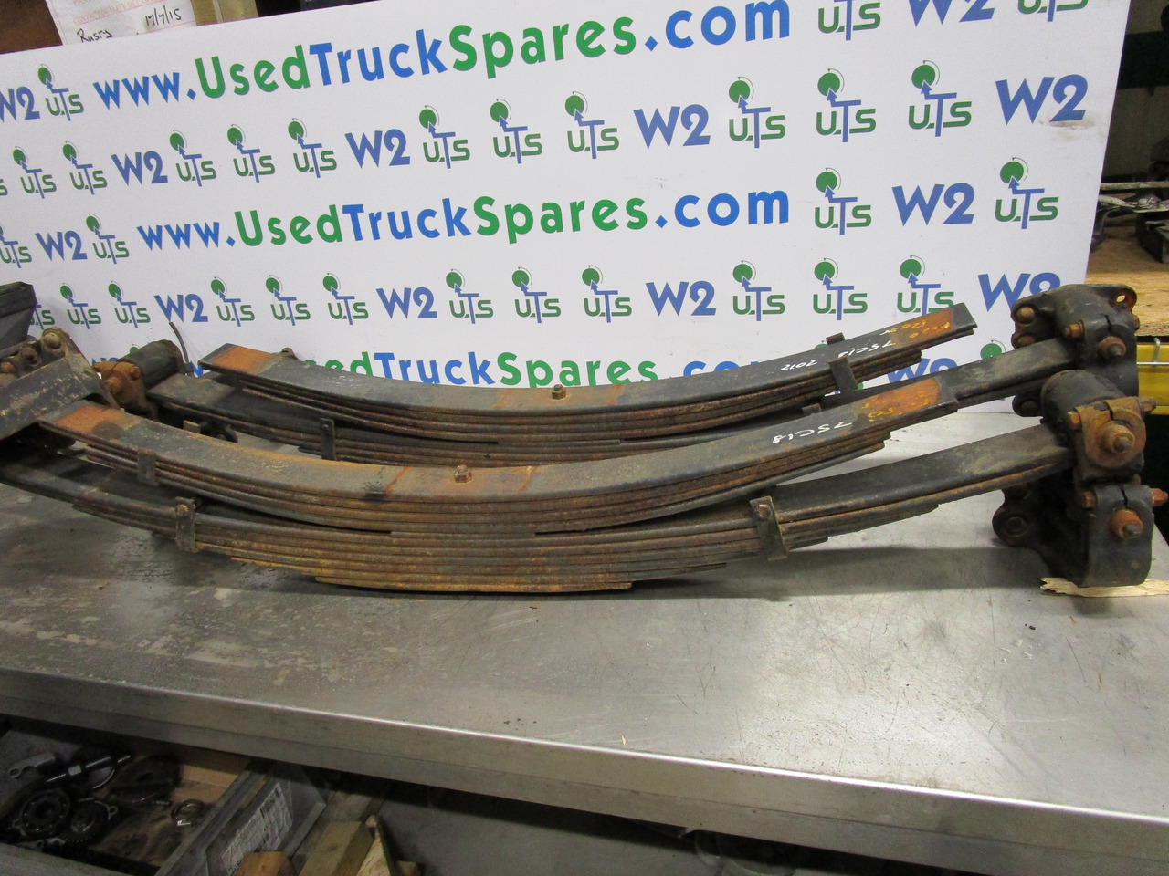 MITSUBISHI FUSO 75C15/18 REAR SPRINGS (PAIR) - Pakaba - Sunkvežimis: foto 1 MITSUBISHI FUSO 75C15/18 REAR SPRINGS (PAIR) - Pakaba - Sunkvežimis: foto 1