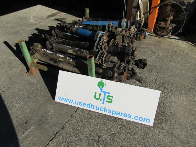 MITSUBISHI FUSO PROPSHAFT - Pakaba - Sunkvežimis: foto 3 MITSUBISHI FUSO PROPSHAFT - Pakaba - Sunkvežimis: foto 3