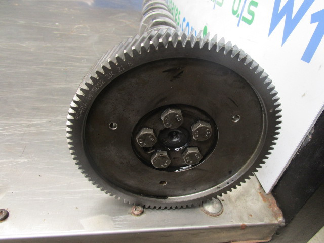 SCANIA 124 420 DC1203 CAMSHAFT - Variklis ir dalys - Sunkvežimis: foto 2 SCANIA 124 420 DC1203 CAMSHAFT - Variklis ir dalys - Sunkvežimis: foto 2