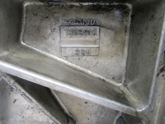 SCANIA 124 420 DC1203 FRONT CRANKSHAFT COVER 1503816 - Variklis ir dalys - Sunkvežimis: foto 2 SCANIA 124 420 DC1203 FRONT CRANKSHAFT COVER 1503816 - Variklis ir dalys - Sunkvežimis: foto 2