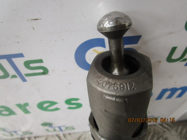 SCANIA 124 420 DC1203 INJECTORS (6) 4076912 - Kuro sistema - Sunkvežimis: foto 2 SCANIA 124 420 DC1203 INJECTORS (6) 4076912 - Kuro sistema - Sunkvežimis: foto 2
