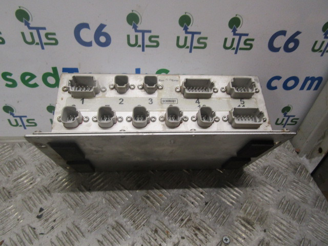 SCHMIDT STRATOS GRITTER ECU/CONTROL TYPE NU501K - Valdymo blokas - Komunalinė/ Specializuota technika: foto 1 SCHMIDT STRATOS GRITTER ECU/CONTROL TYPE NU501K - Valdymo blokas - Komunalinė/ Specializuota technika: foto 1