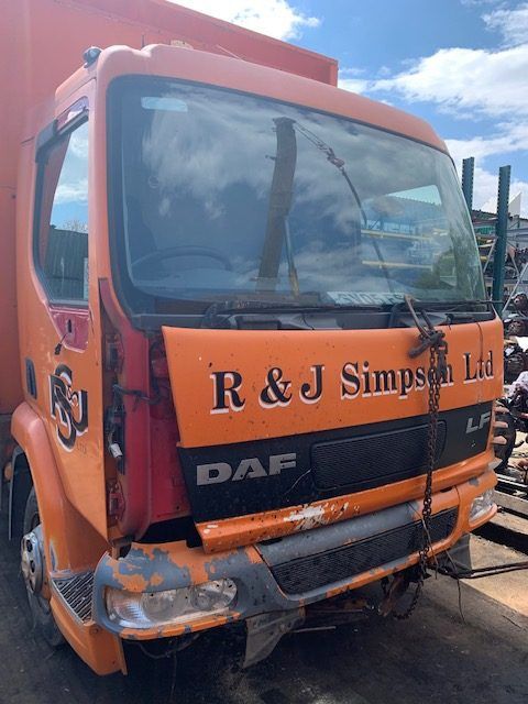 DAF LF 45 2005 BREAKING FOR SPARES - Sunkvežimis: foto 1 DAF LF 45 2005 BREAKING FOR SPARES - Sunkvežimis: foto 1