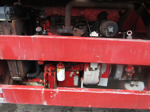 VACUUM TANKER TRAILER TRI AXLE 1996 STEEL TANK FITTED WITH 3CYL PERKINS DONKEY ENGINE - Puspriekabė cisterna: foto 1 VACUUM TANKER TRAILER TRI AXLE 1996 STEEL TANK FITTED WITH 3CYL PERKINS DONKEY ENGINE - Puspriekabė cisterna: foto 1