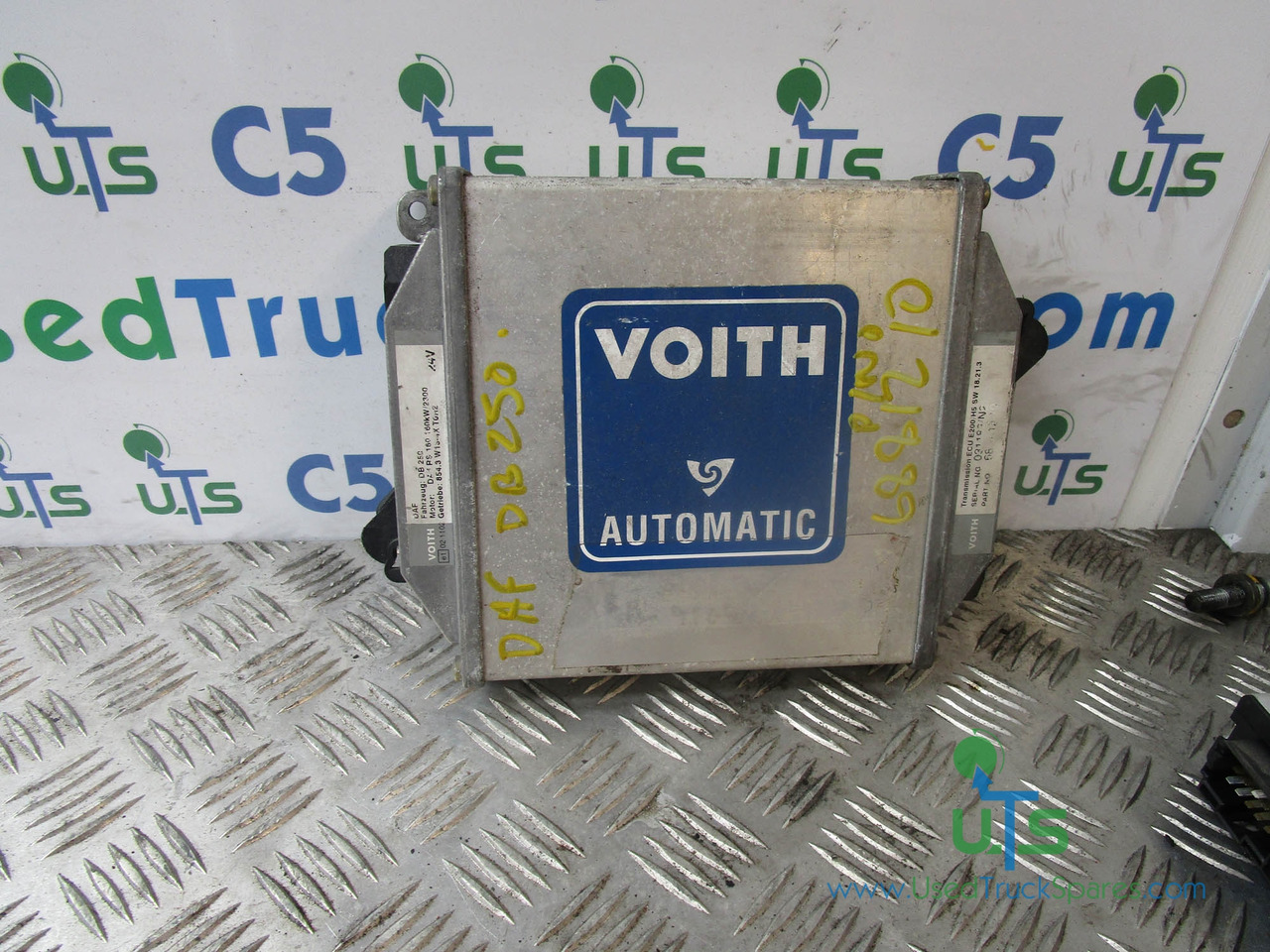 VOITH DAF GEARBOX ECU P/NO 6861210 - Pavarų dėžė - Sunkvežimis: foto 1 VOITH DAF GEARBOX ECU P/NO 6861210 - Pavarų dėžė - Sunkvežimis: foto 1